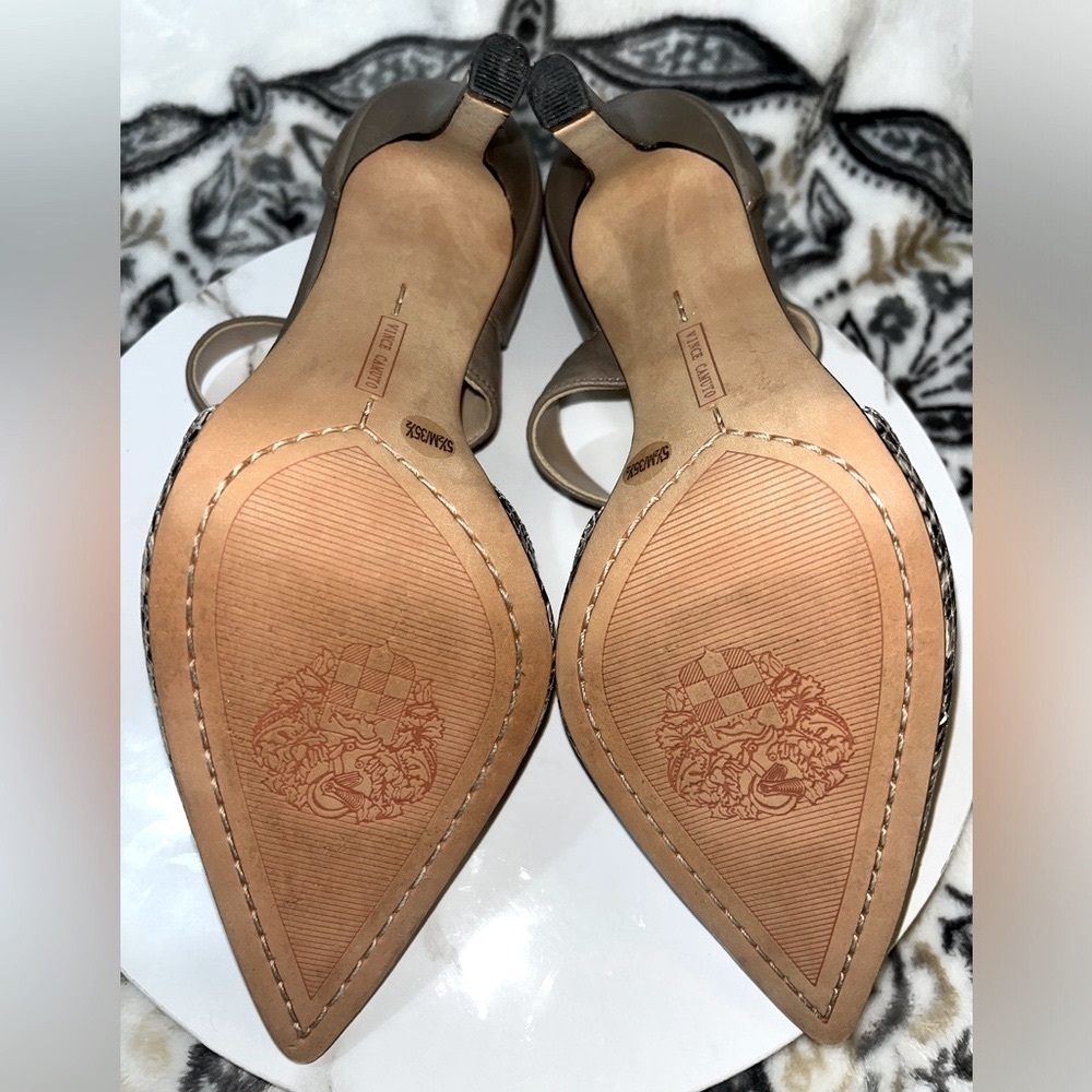 Vince Camuto Carlotte Tabby Grey/Toast Taupe Heels Size 5 1/2M - Picture 8 of 11